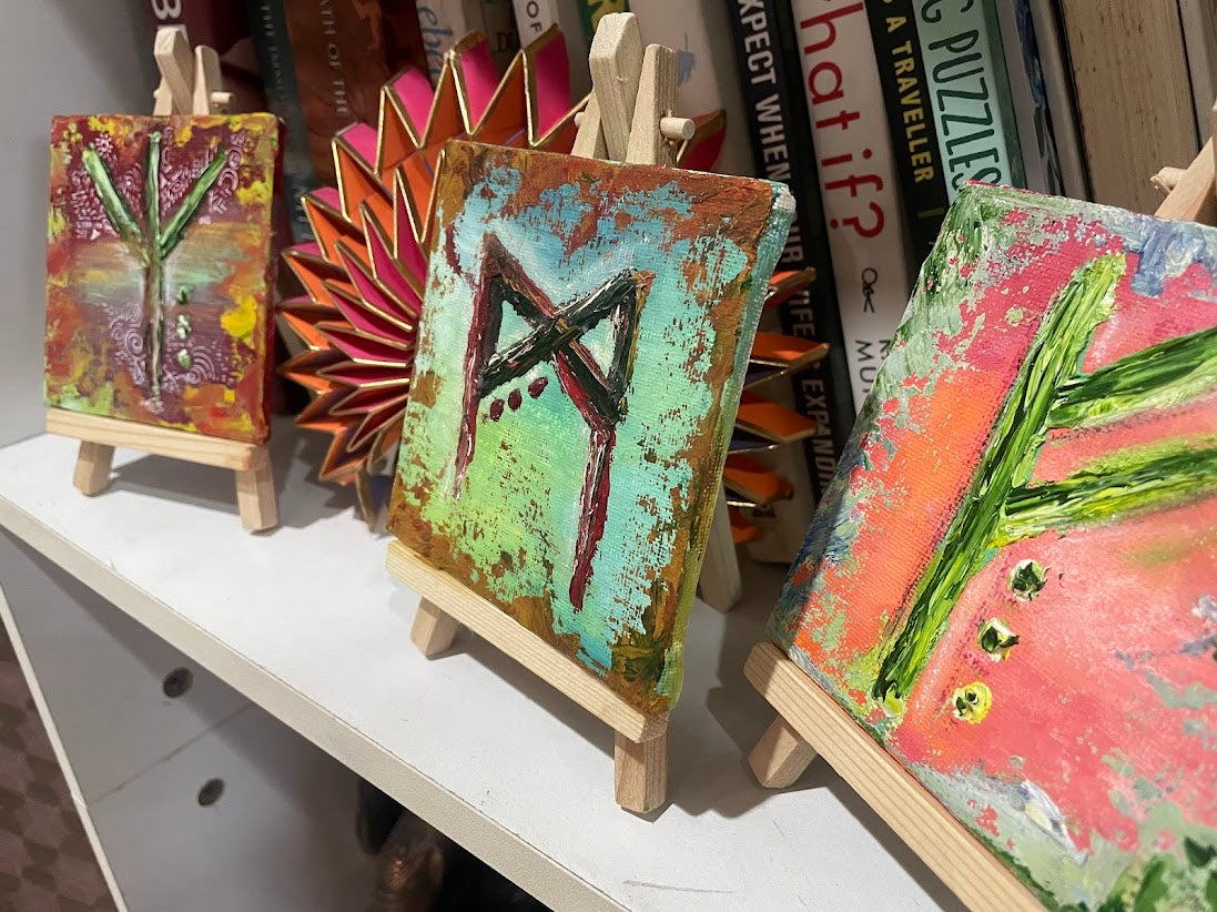 Living Abundance - Fehu | Mixed - Canvas with stand (4x4)